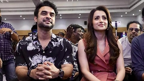 Trisha, Tovino