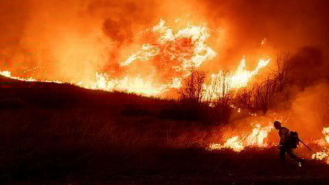 LA wildfires death toll rises