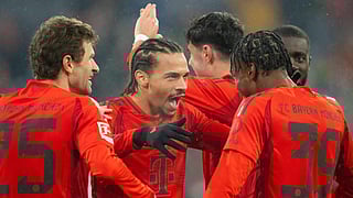 Arsenal edge Tottenham