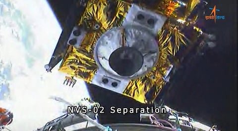 വിക്ഷേപണത്തിന് ശേഷം ഉപഗ്രഹത്തിന്റെ ഭ്രമണപഥം ഉയര്ത്താന് സാധിക്കാതെ വന്നതോടെയാണ് തകരാര് വ്യക്തമായത്