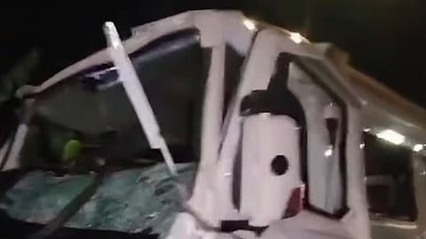 Ambulance and lorry collide in Kottarakkara; Couple dies