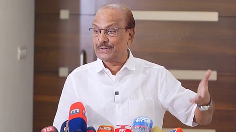 p k kunhalikkutty