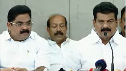 saji manjakadambil, pv anvar