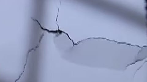 Concrete slab falls off at Kochi hospital