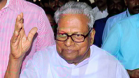 V S Achuthanandan