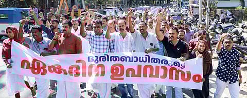 കിട്ടിയതെല്ലാം വാഗ്ദാനങ്ങള്; ജീവിതം തിരിച്ചുപിടിക്കാമെന്ന പ്രതീക്ഷയും ഇല്ലാതാകുന്നു, വയനാട് ദുരിന്തബാധിതര്ക്ക് പറയാനുള്ളത്