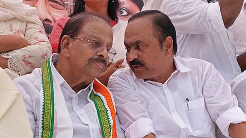 കെപിസിസി പ്രസിഡന്റ് കെ സുധാകരന്, പ്രതിപക്ഷ നേതാവ് വി ഡി സതീശന്