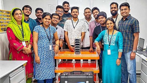 ഹെക്സ് 20 'നിള' ടീം അംഗങ്ങള്