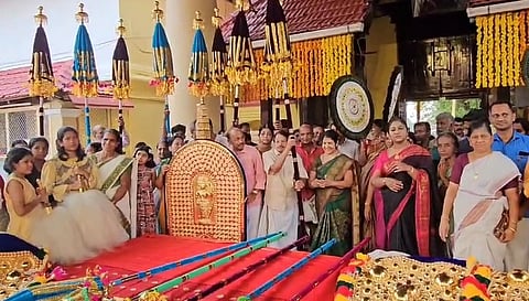 Arattupuzha pooram