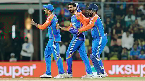 ഇന്ത്യൻ താരങ്ങളായ സൂര്യകുമാർ യാദവ്, അക്ഷർ പട്ടേൽ, സഞ്ജു സാംസൺ