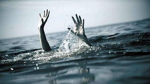 Two youths drown while bathing in Periyar