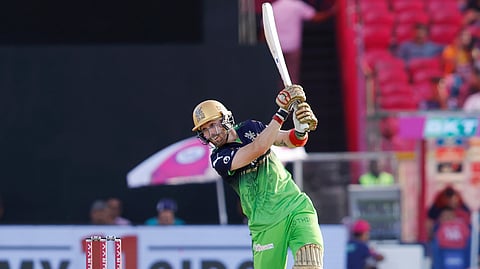 Kohli, Salt guide Bengaluru to nine-wicket win