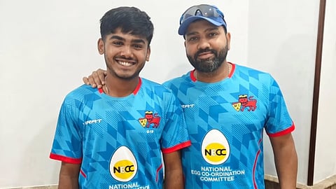 ആയുഷ് മാത്രെ രോഹിത് ശർമയ്ക്കൊപ്പം