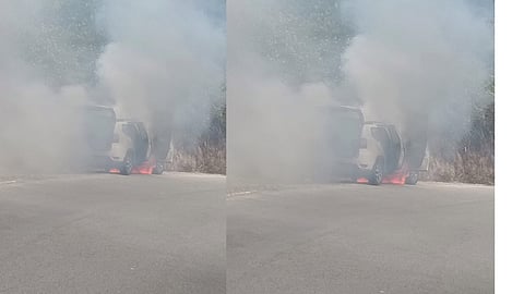 Car catches fire in Munnar; passengers barely escape