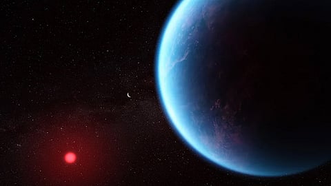 Artist Concept-Exoplanet K2-18 b