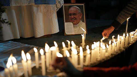 Israel expresses condolences over Pope's death, then withdraws