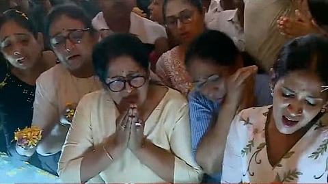 ramachandran funeral today, hundreds pay respect