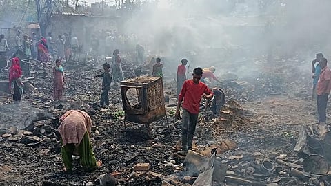 2 children killed as massive fire breaks out at slum in Delhi’s Rohini