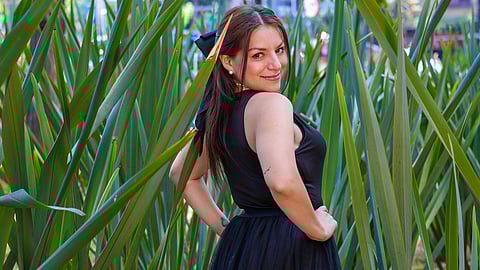 woman wearing black dress