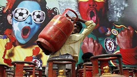 Commercial LPG cylinder price reduced
