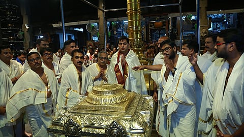 Akash Ambani in guruvayur