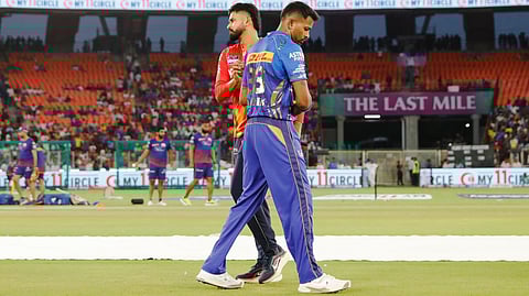 BCCI punished fines Shreyas Iyer, Hardik Pandya