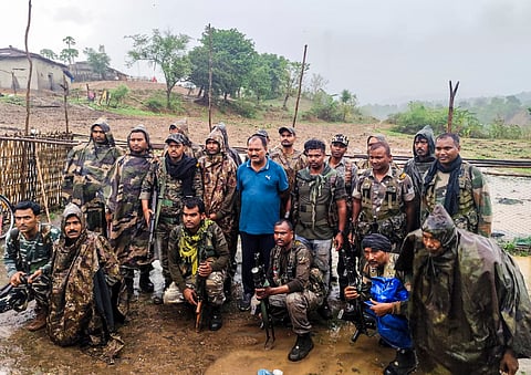 Image of police officers