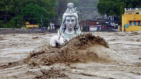 kedarnath shivling during cloud burst