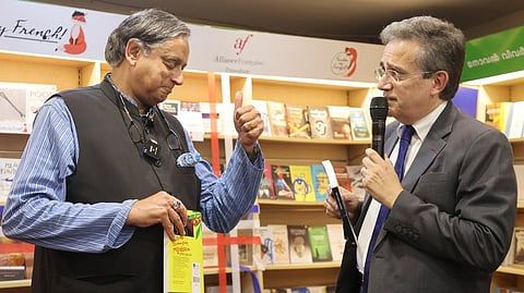 "Pavangal" sparked EMS' interest in Marxist ideology, says Sashi Tharoor