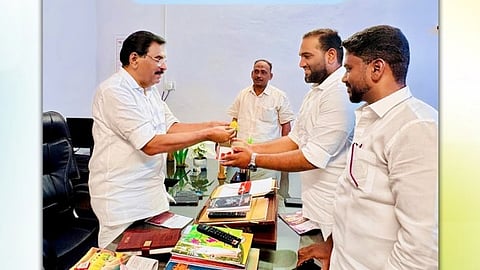 SDPI gave sweets to Anto Antony