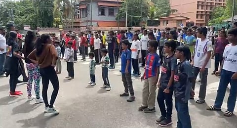 zumba-protest- thiruvananthapuram Secretariat