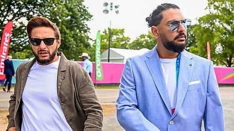 Afridi and Yuvraj at an event