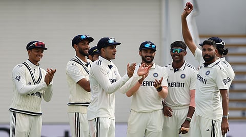 Mohammed Siraj celebrates wicket