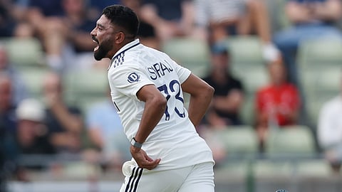 Mohammed Siraj celebrates wicket