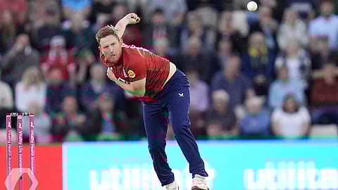 Liam Dawson's bowling