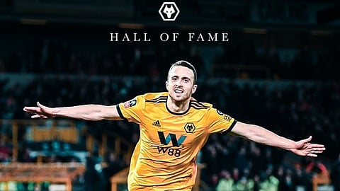 Diogo Jota in a Wolverhampton Wanderers F.C. jersey.