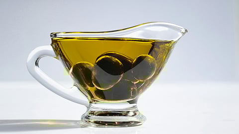 olive oil in a cup