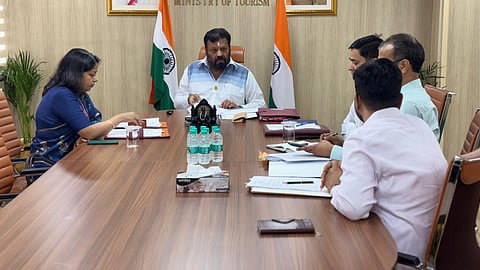 'On official duty'; Suresh Gopi shares pictures in response to missing person complaint