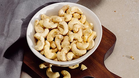 cashew nuts in a bowl