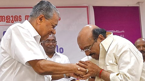pinarayi, vellappally natesan