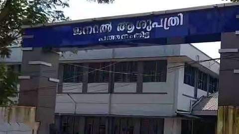 Seven-year-old's plastered hand infected