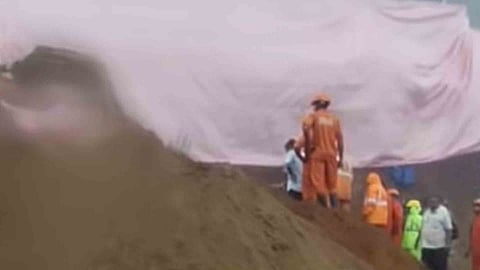 Two workers killed in landslide at Chithirapuram Idukki