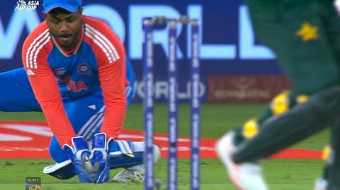 Sanju's catch out? New controversy in India-Pakistan match, video