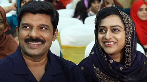Kalabhavan Navas and Rehna
