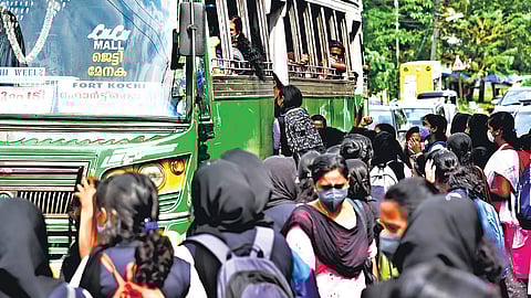 students’ bus concession is going to be online