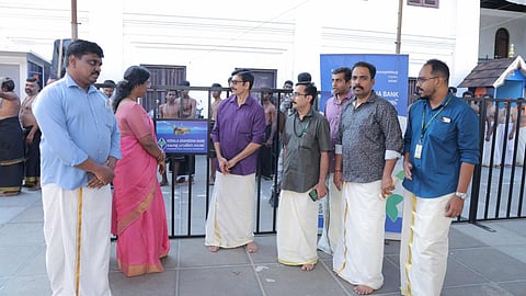 Kerala Grameen Bank donates 100 barricades to Sree Padmanabhaswamy Temple