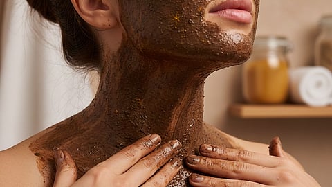 Home remedy darl colour around neck