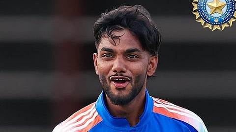 India crush Pakistan