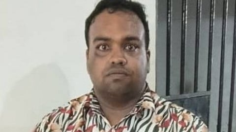 Attempted to abuse boy who came to build a christmas grasshed