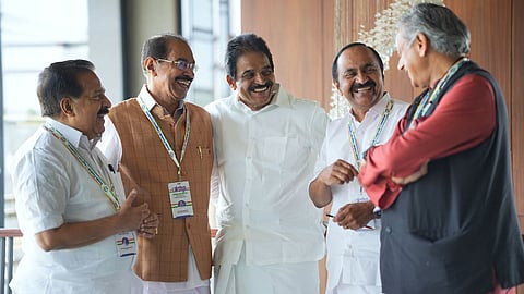 Congress leaders correct Kanagolu